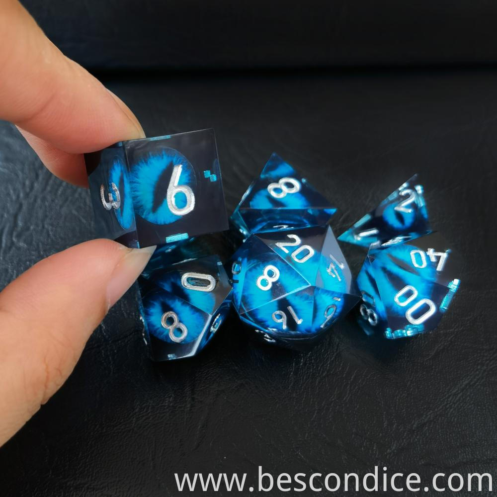 Dungeons And Dragons Resin Dragon Eye Dice 6